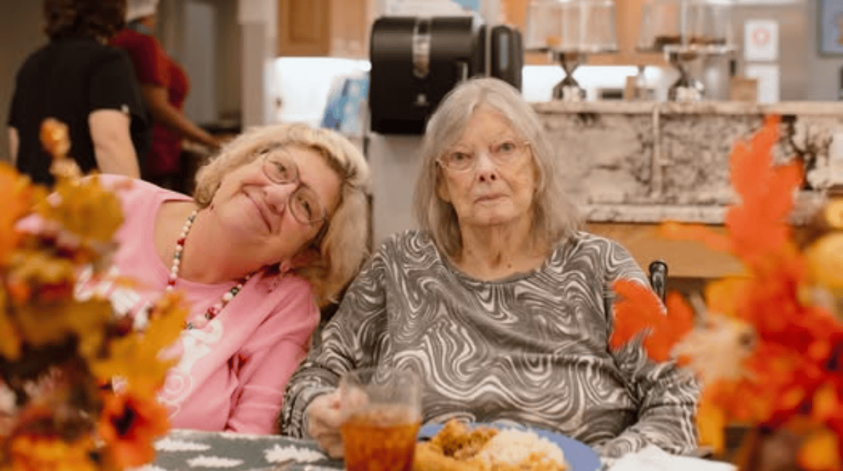 home-like-senior-living-environment-texarkana-cottages